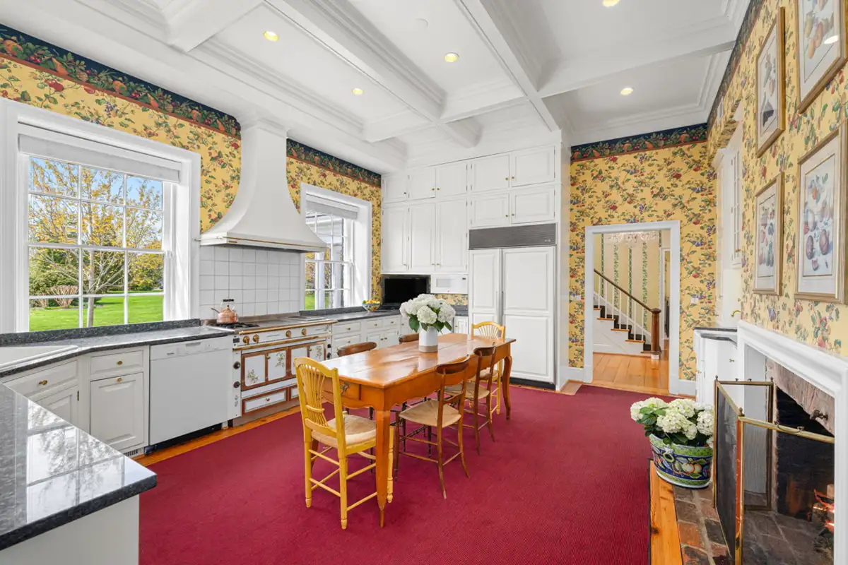 French country style kitchen