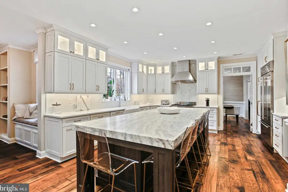 Kitchen with granite island