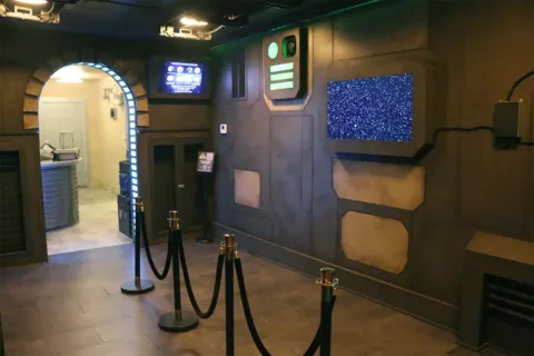 smugglers cafe interior