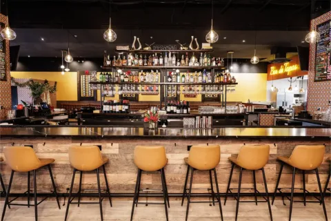 the bar at El Mercat Bar de Tapas in Arlington's National Landing