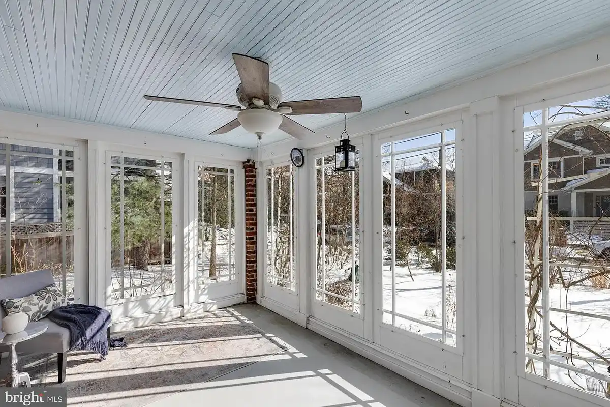 three-season porch at 305 N. Kenmore St., Arlington