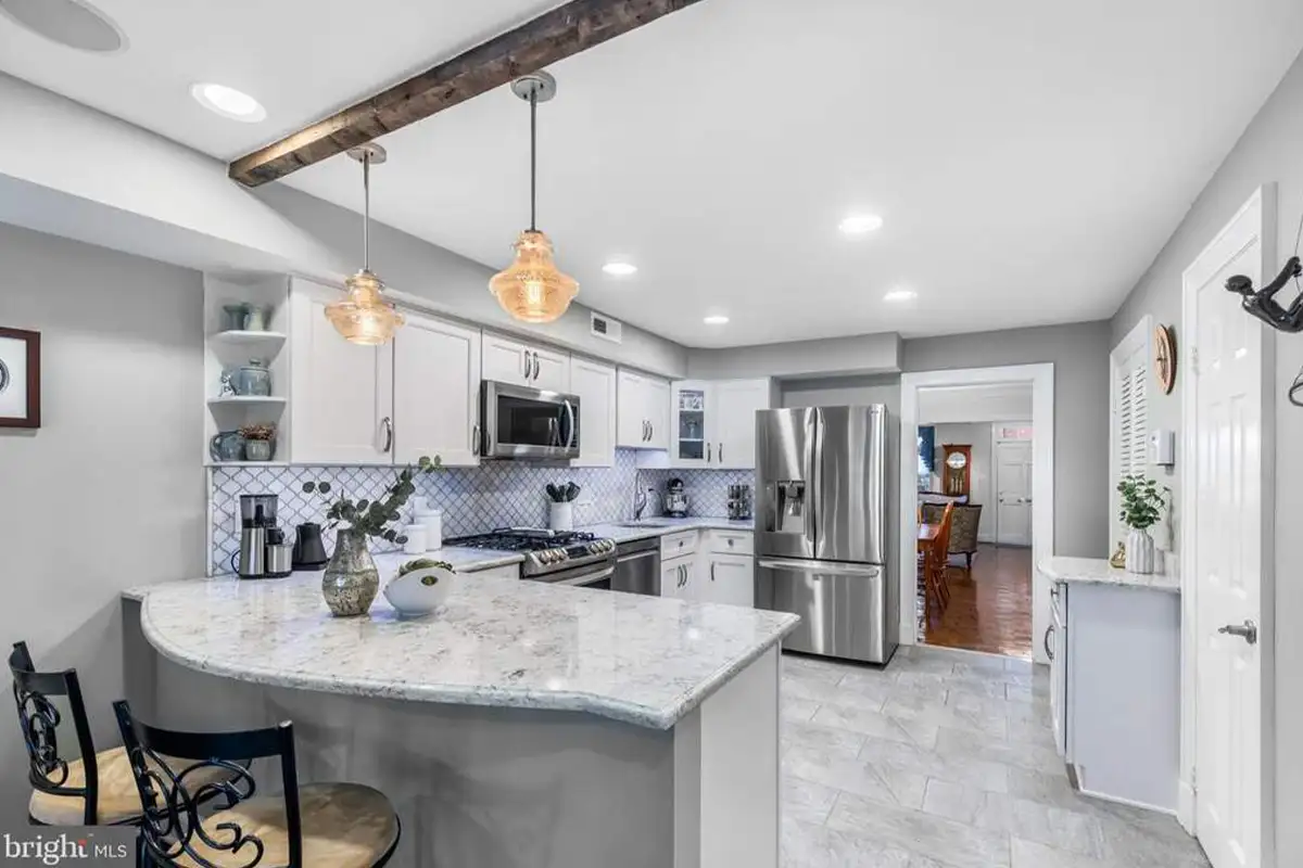 Kitchen at Gibbon St.