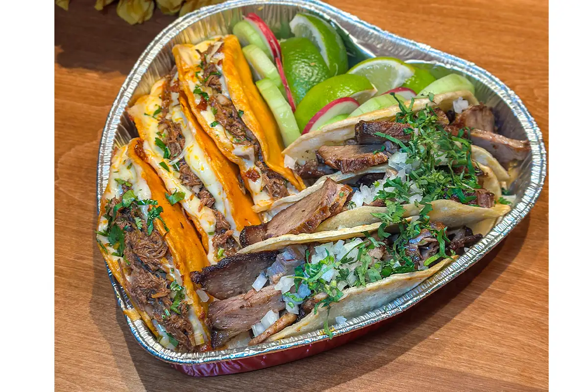 heart-shaped taco platter at Taquería Xochi