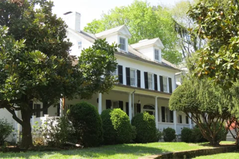 The historic house at Rock Spring Farm in Leesburg