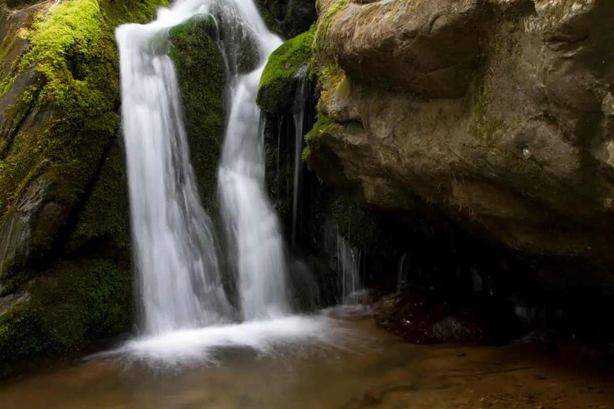 Waterfall hike at Dark Hollow Falls, Shenandoah National Park