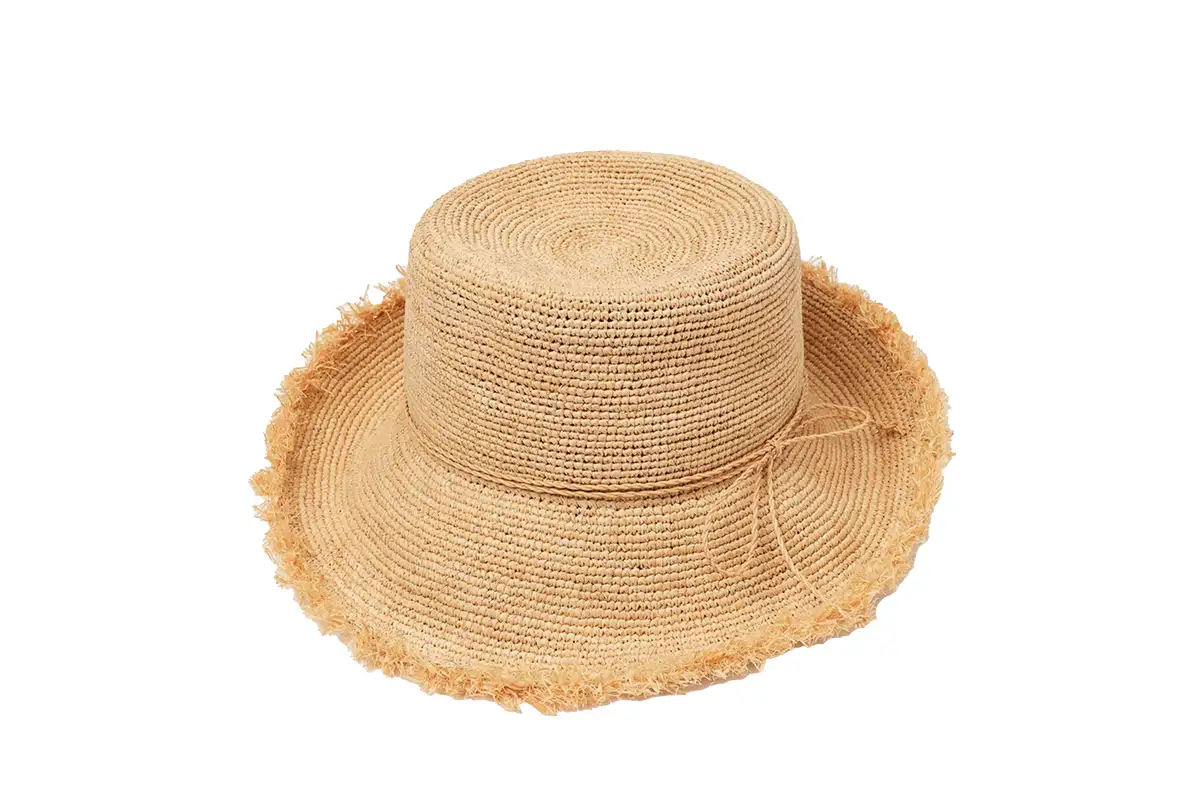 Raffia hat