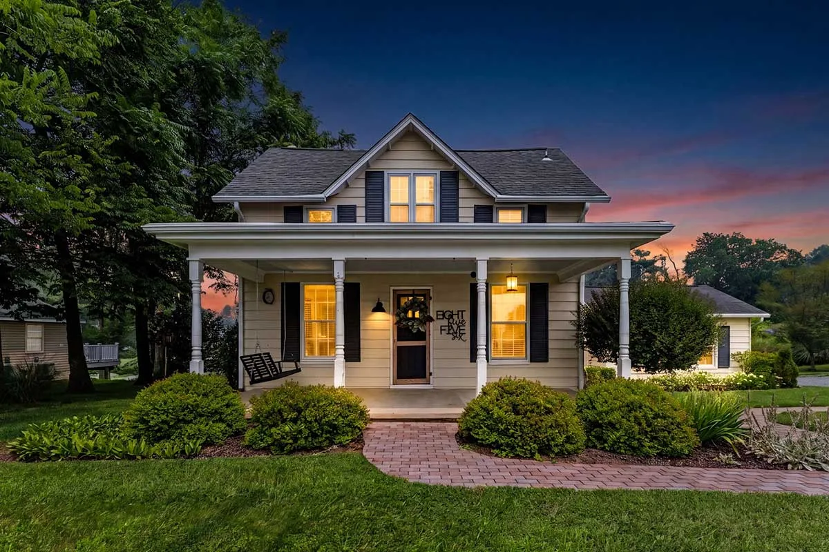 8556 Opal Rd., Warrenton exterior