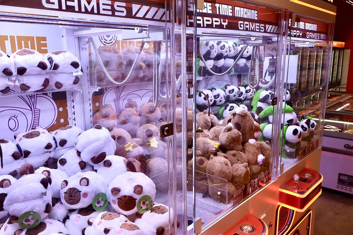 claw machines at teso life in centreville