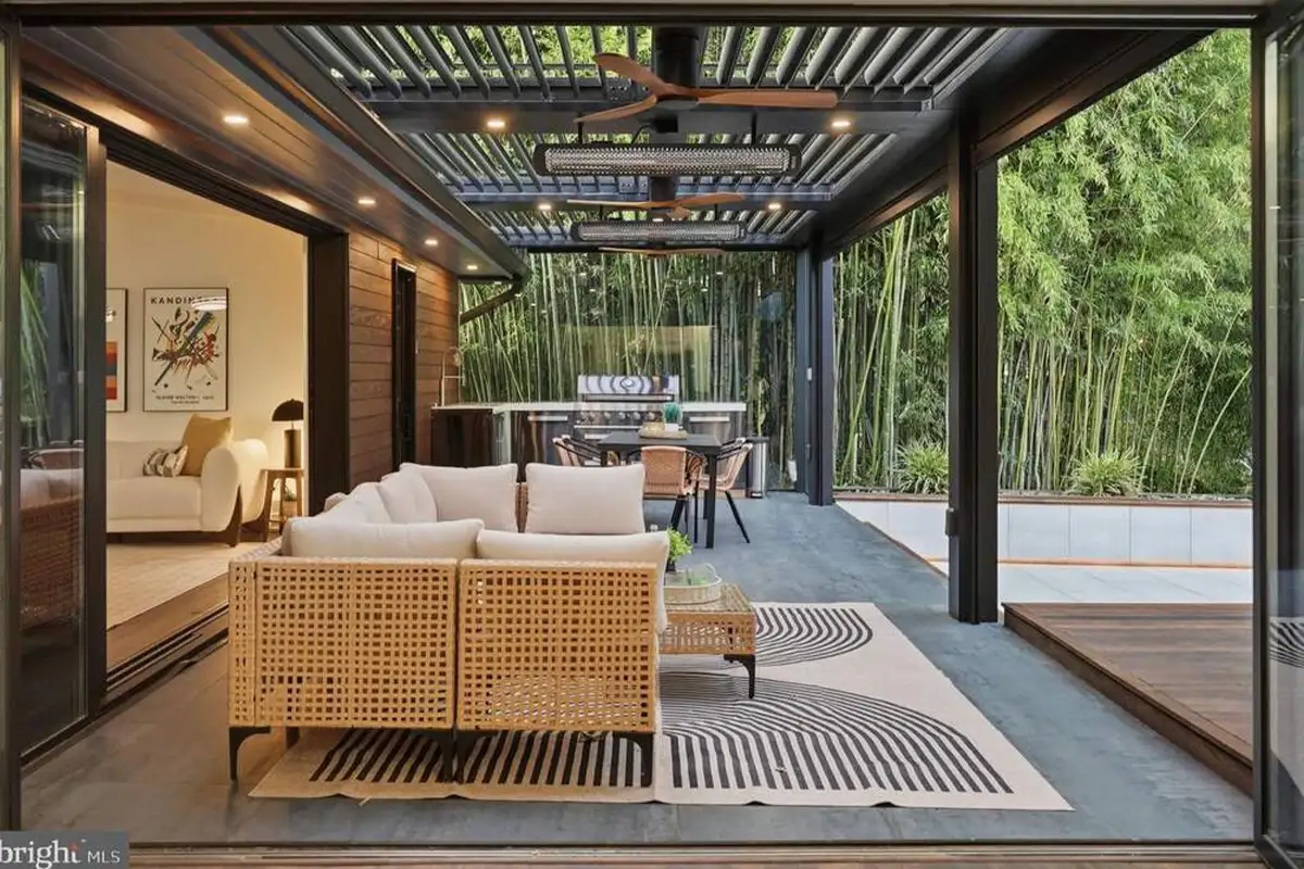 Outdoor living space
