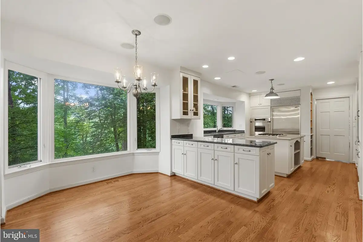 Kitchen with dining alcove