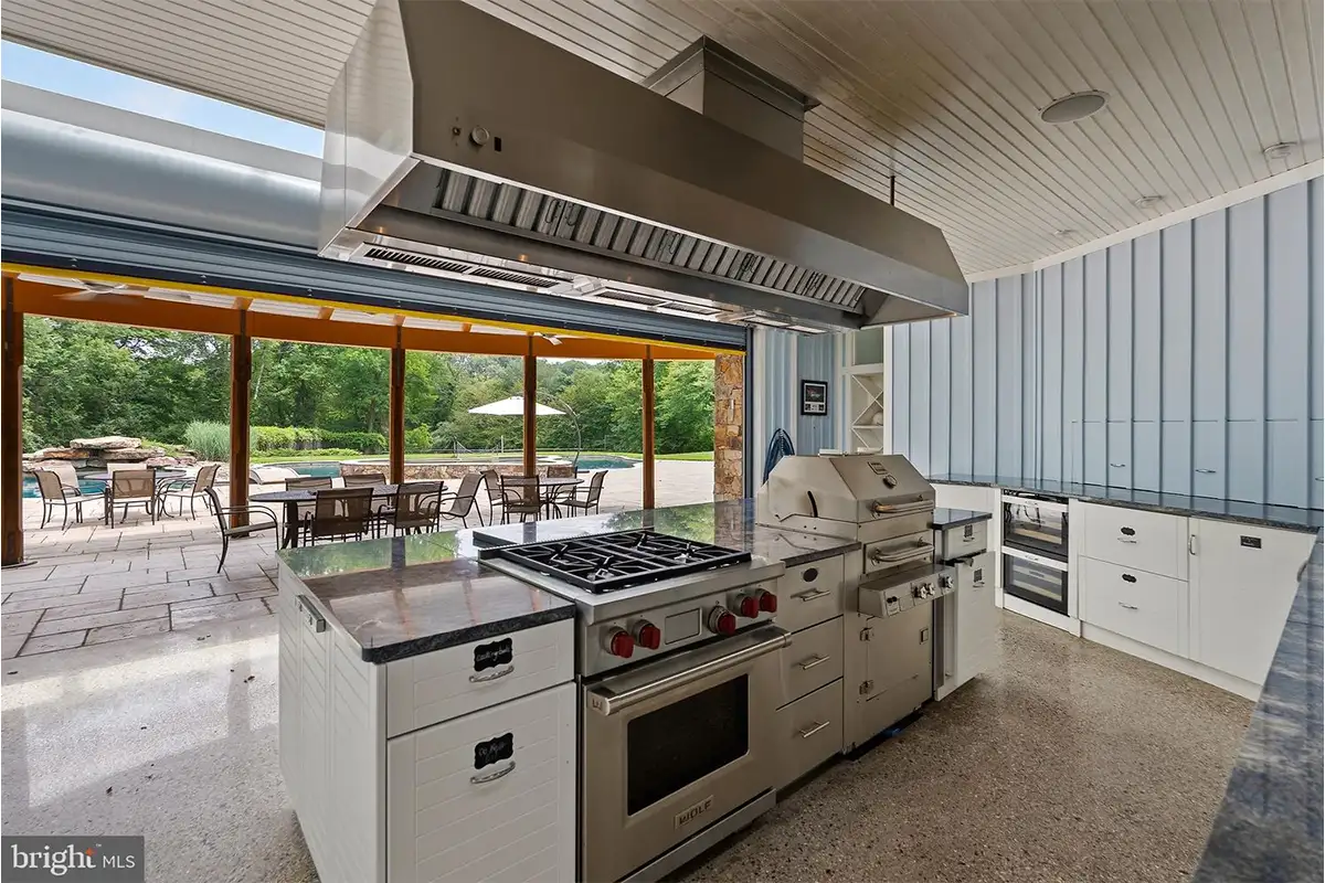 Outdoor kitchen with grill