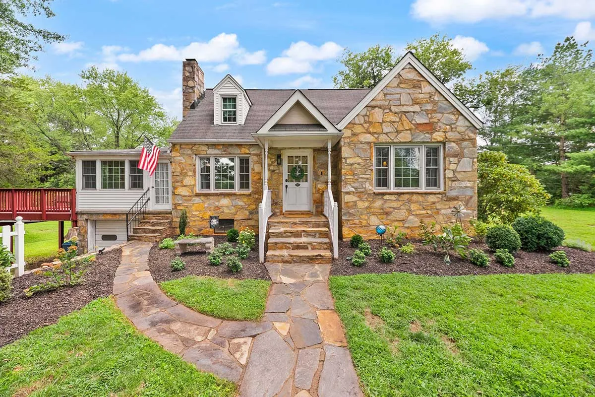 14708 Vint Hill Rd., Nokesville exterior