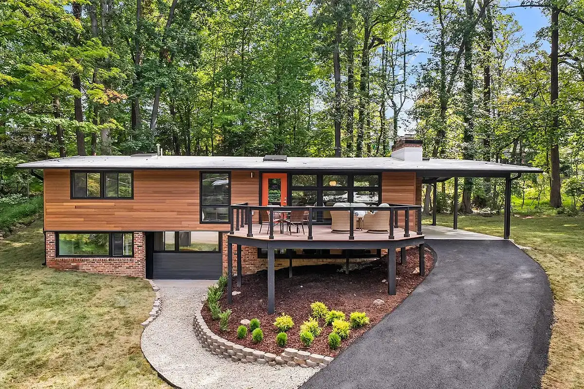 7527 Friar Tuck Ct., Falls Church exterior
